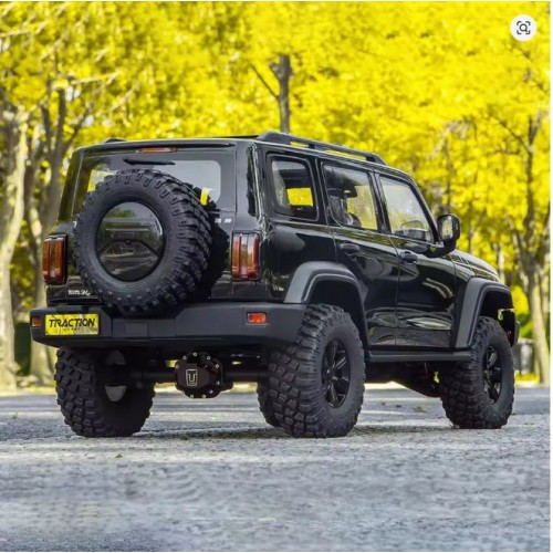 Traction Hobby KM Tank300 V2 RC Crawler – 1/8 Scale 4WD RTR Rock Crawler