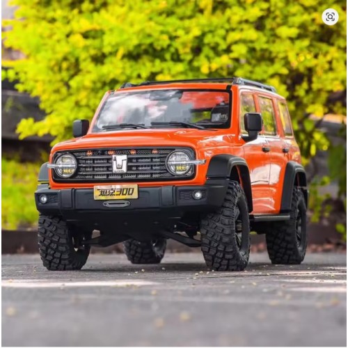 Traction Hobby KM Tank300 V2 RC Crawler – 1/8 Scale 4WD RTR Rock Crawler